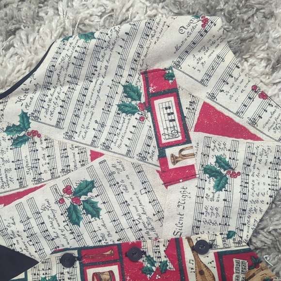 JLN USA L Christmas music vest button front tie on back glitter mistletoe - Picture 4 of 12